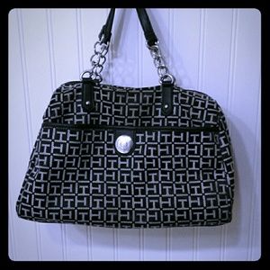 Classic Tommy Hilfiger purse