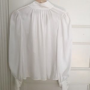 ⭐️NWOT⭐️ZARA white long sleeve blouse