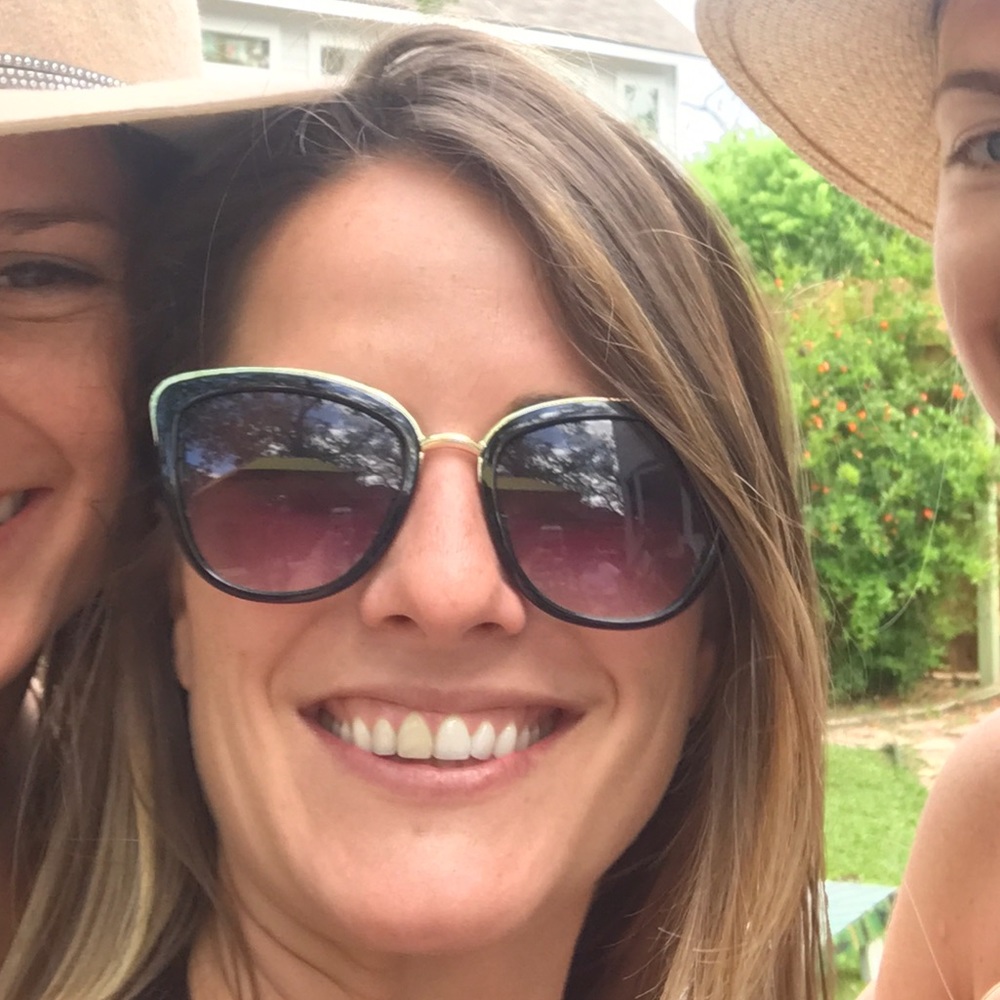 Meet your Posher, Christine