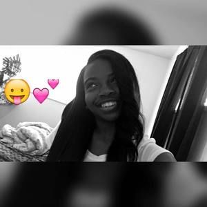 Meet your Posher, Casey