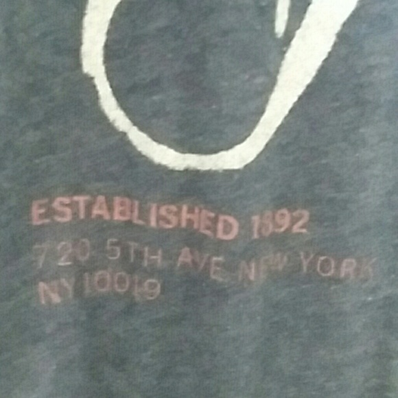 Abercombie and Fitch graphic tee - Picture 4 of 4