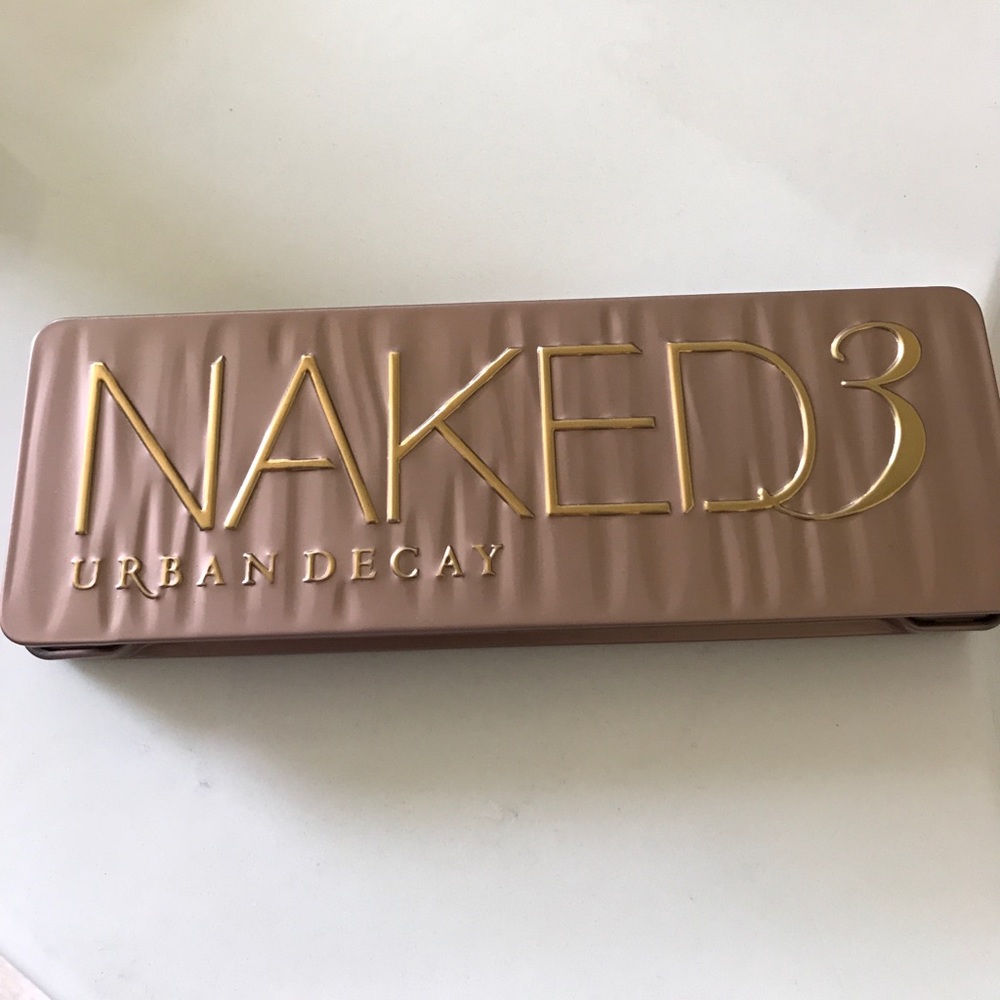 Urban Decay   palette naked 3