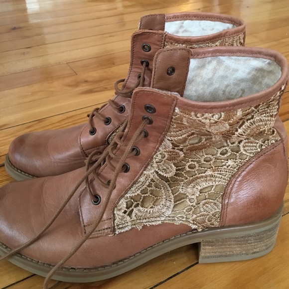 French lace up ankle boots - Picture 2 of 3