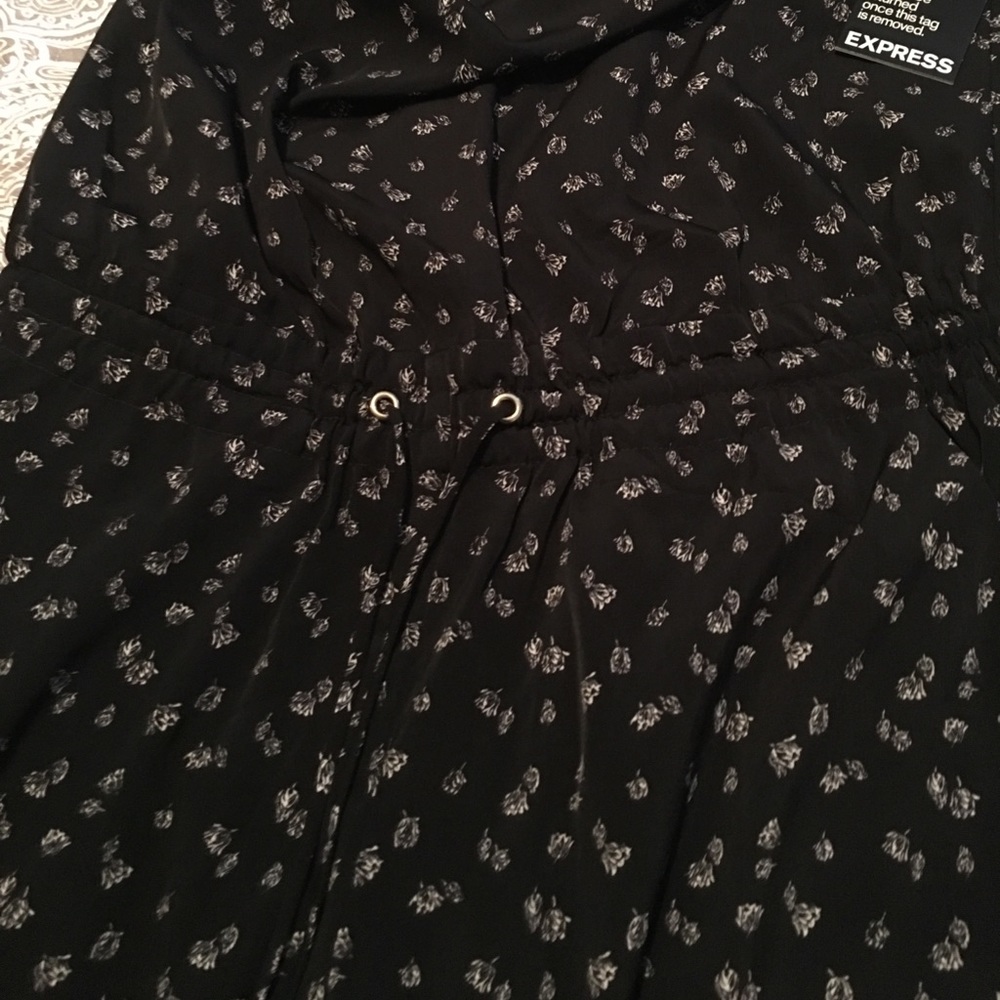 Romper - Picture 3 of 4