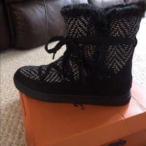 💫SALE💫 NWT Rocket Dog Vikey Boots 10 Adorable!!!