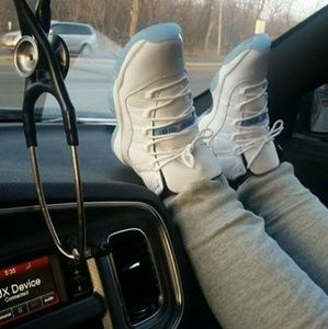 AUTHENTIC jordans 11 with box