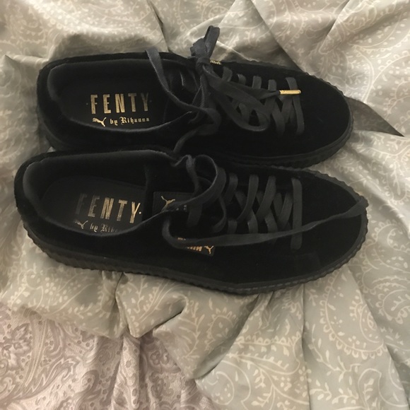 Fenty black velvet sneakers - Picture 1 of 2