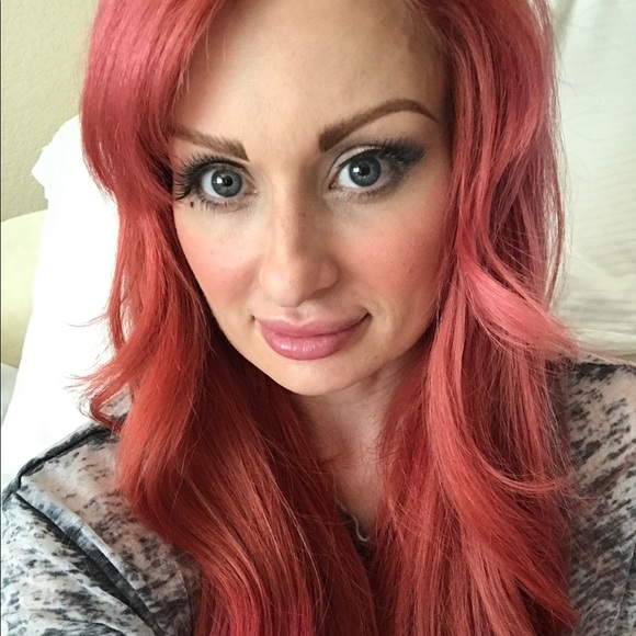 Meet your Posher, Kitty - Picture 4 of 4