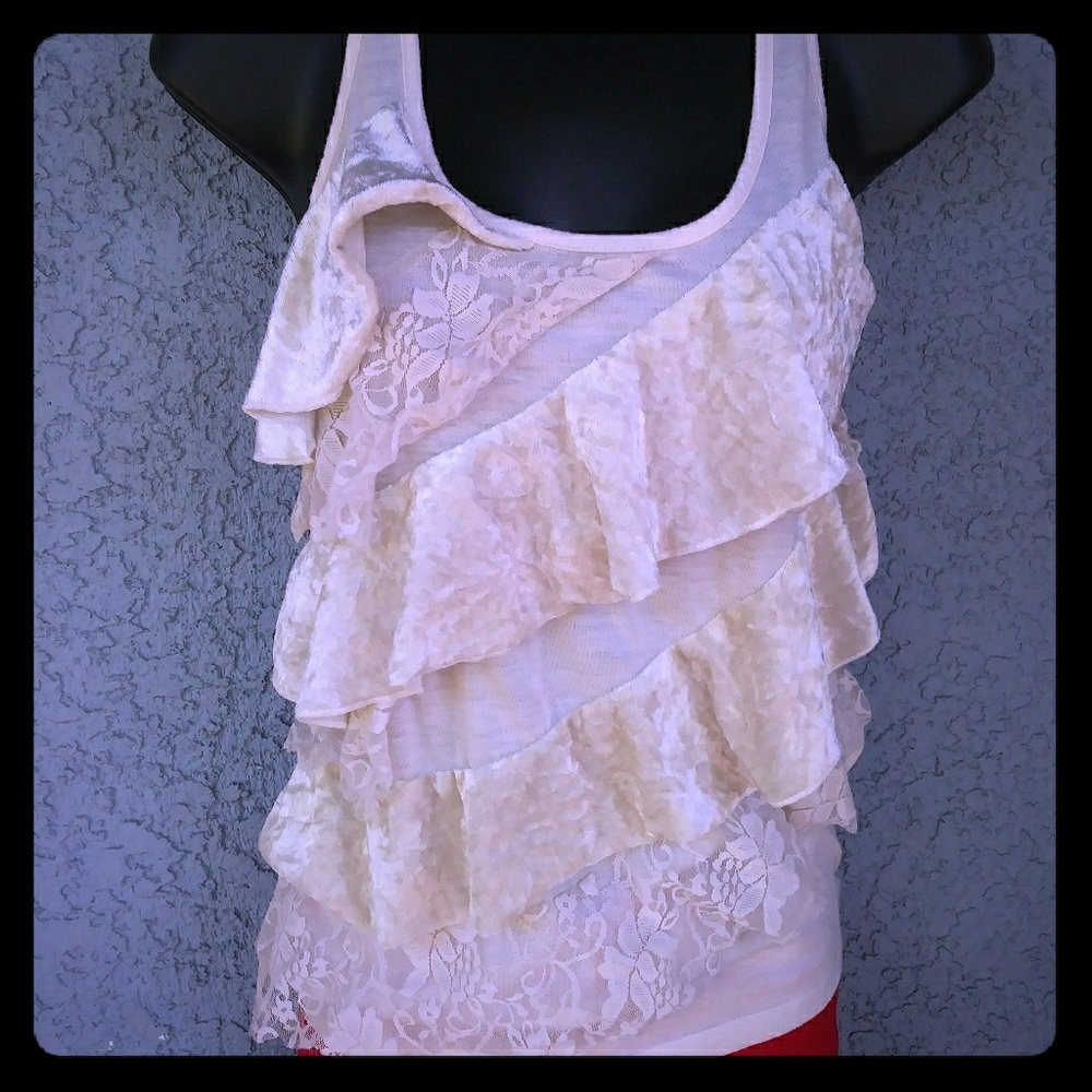 Almost Famous diagonal ruffle top