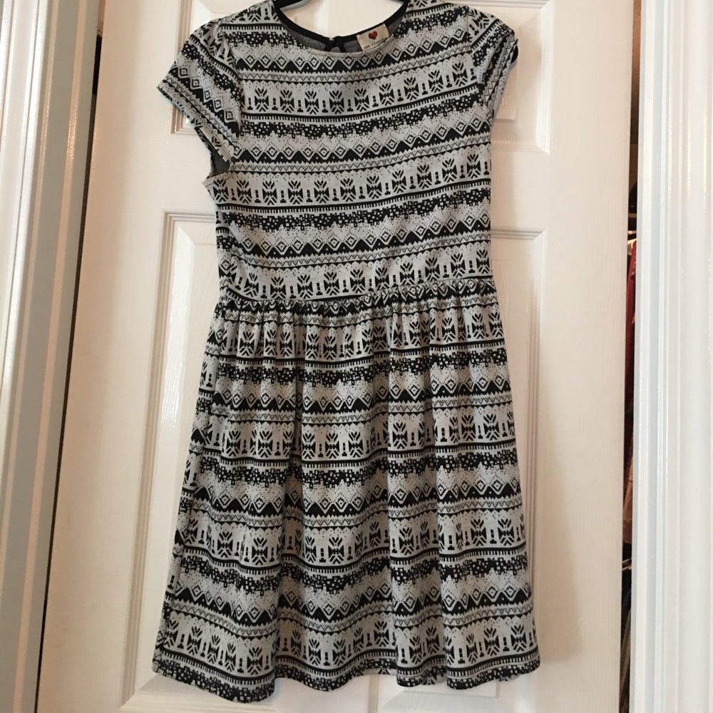 Keyhole back Skater Dress
