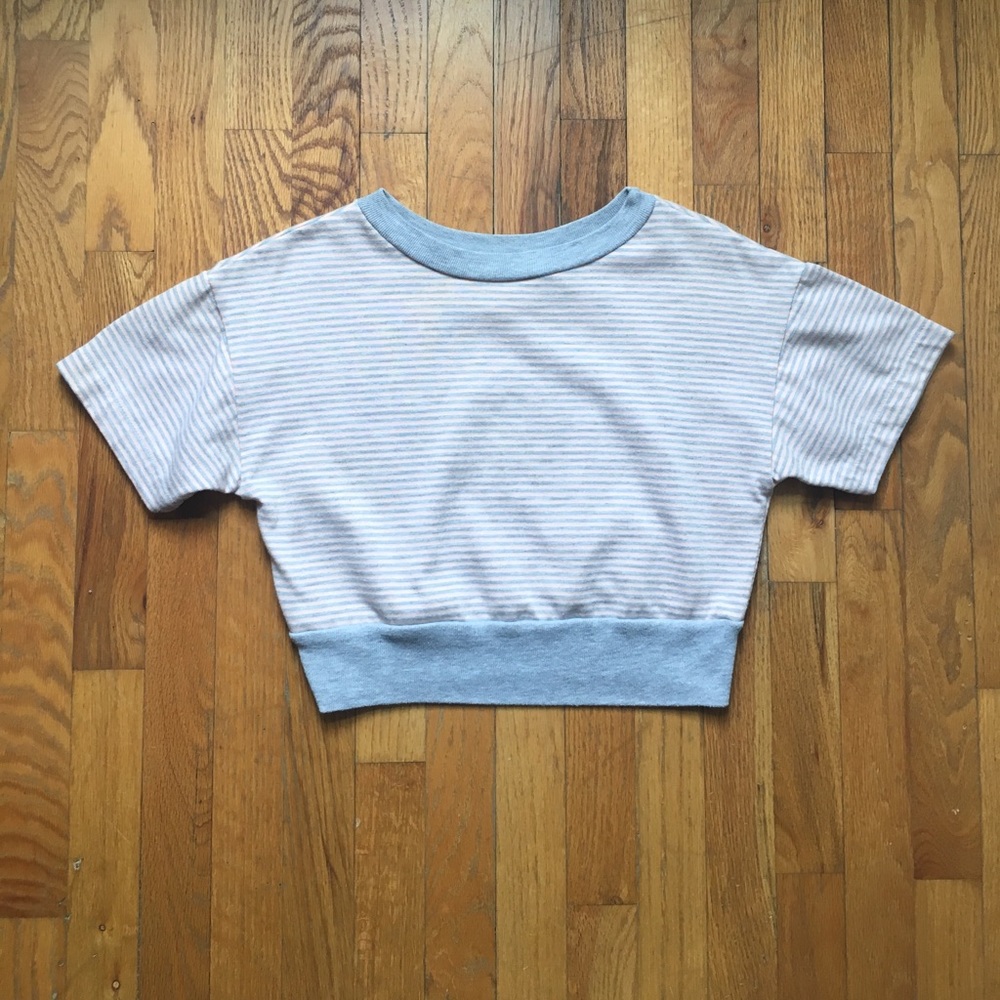 LONG WEEKEND TEMPORARY PRICE DROP - Crop Top