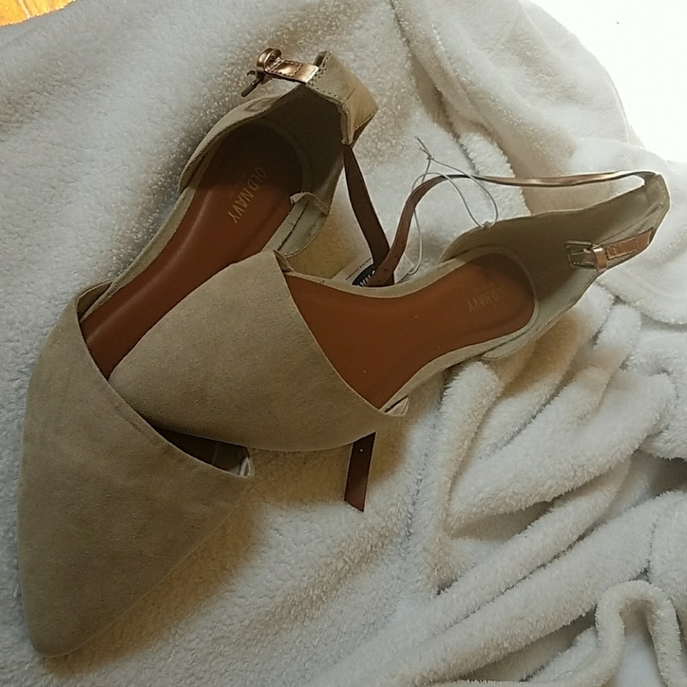 Classy flats that you can wear with anything!