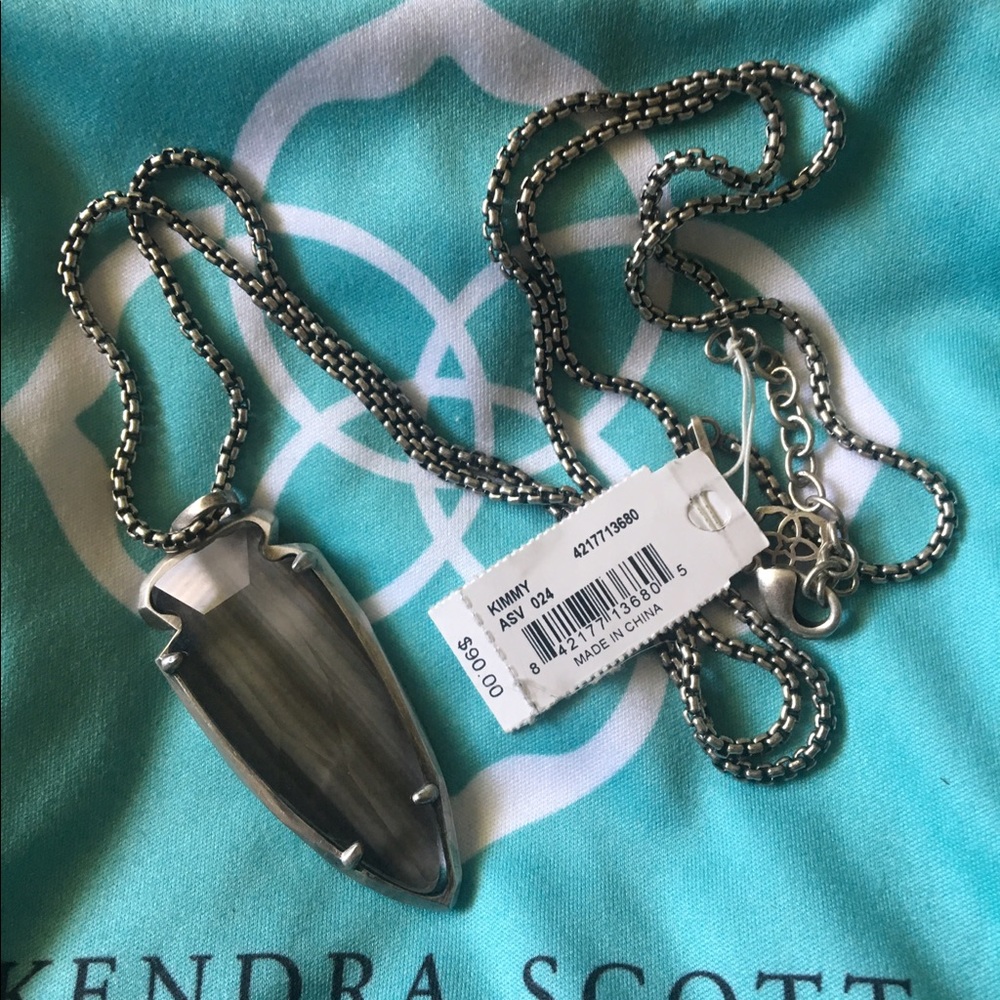 Kendra Scott Gray Pearl Kimmy.