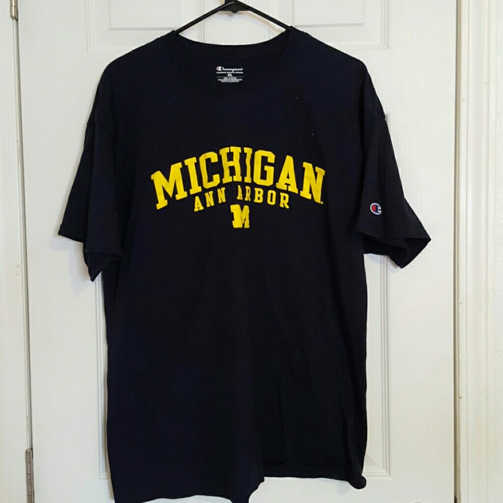 Michigan University tshirt