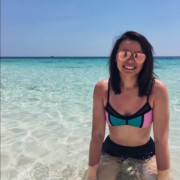 Meet your Posher, Allison - Picture 3 of 4