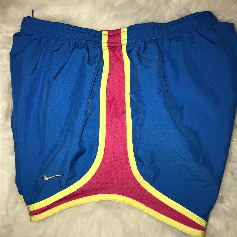 Nike Tempo Shorts (S) (barely worn)