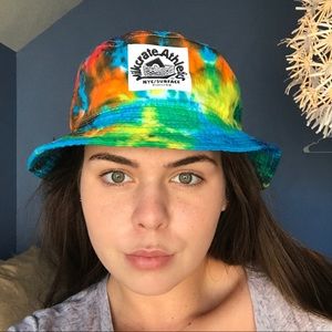 Bucket hat