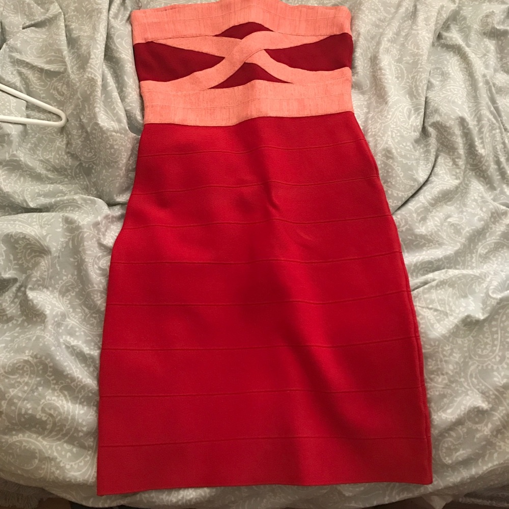 Bodycon Guess mini dress