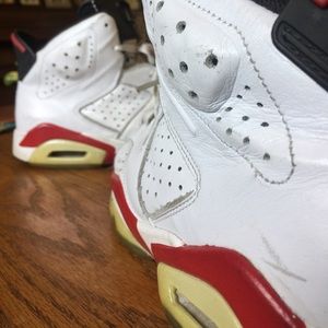 Nike Men's Air Jordan Retro Vi White Varsity Red