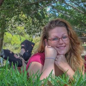 Meet your Posher, Amy