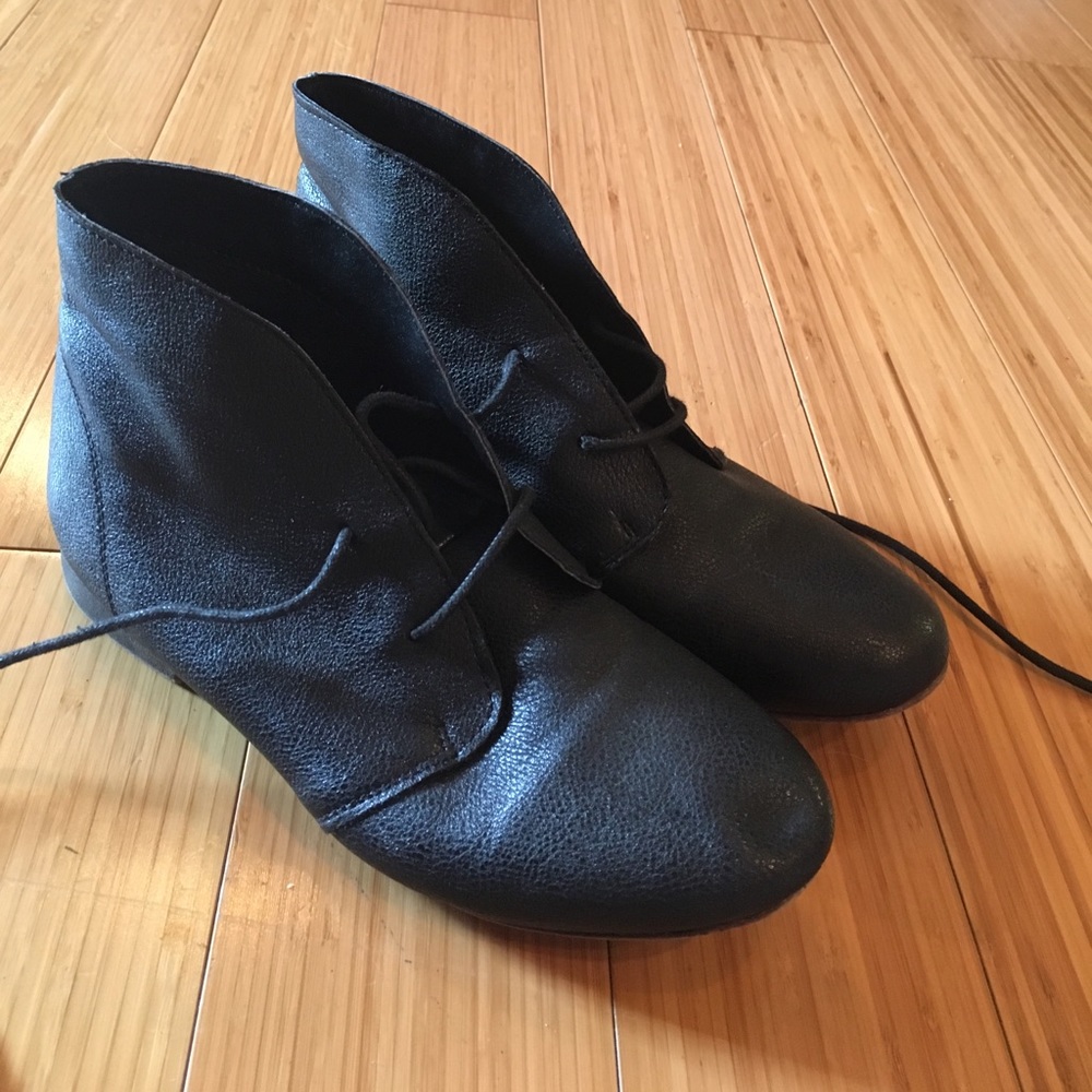 Low Black Boots