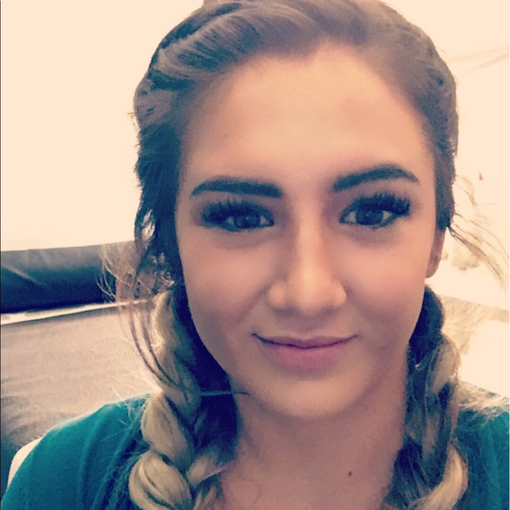 Meet your Posher, Aj