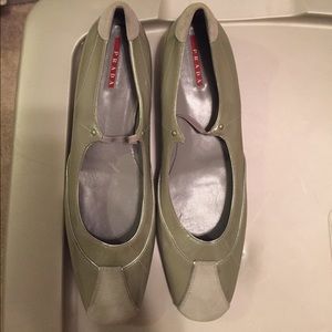 Prada Sport Sz.40 1/2 (10.5) grey flat