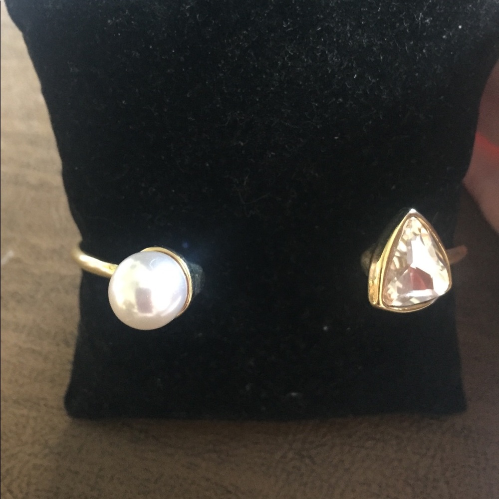 Gold pearl & crystal bangle