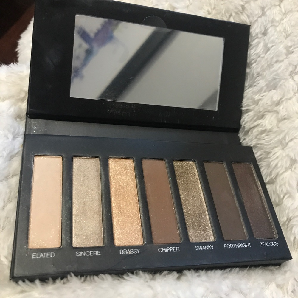 Younique Moodstruck Addiction Eyeshadow