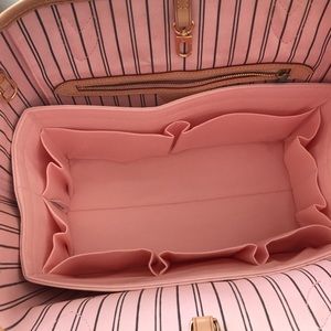 Louis Vuitton base organizer for MM Neverfull