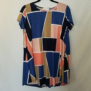 NWOT Flowy, Unique Tunic