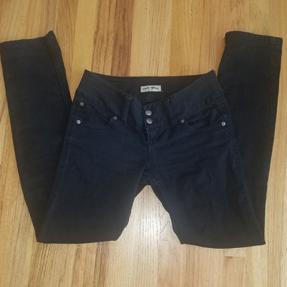 Black skinny jeans