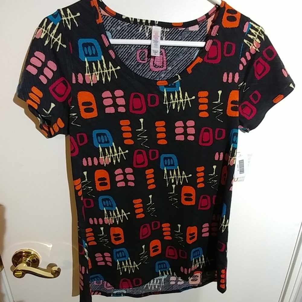LuLaRoe XS Classic T