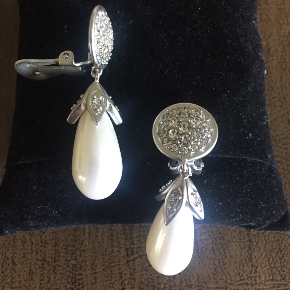 Silver pave crystals w/drop pearl CLIP earrings