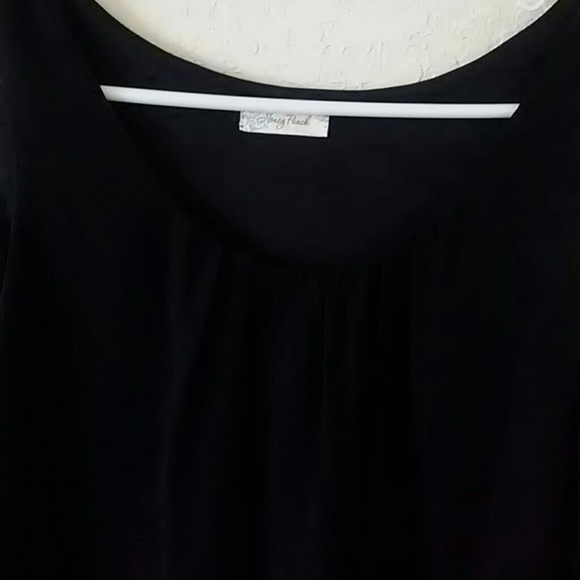 Top - Picture 2 of 3