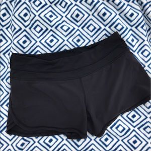 Lululemon Black Shorts Size 8