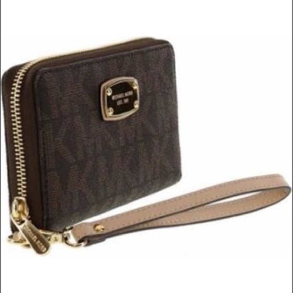 Michael Kors logo phone wallet/wristlet