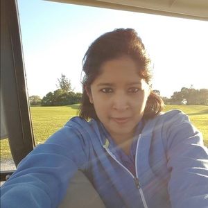 Meet your Posher, Ila