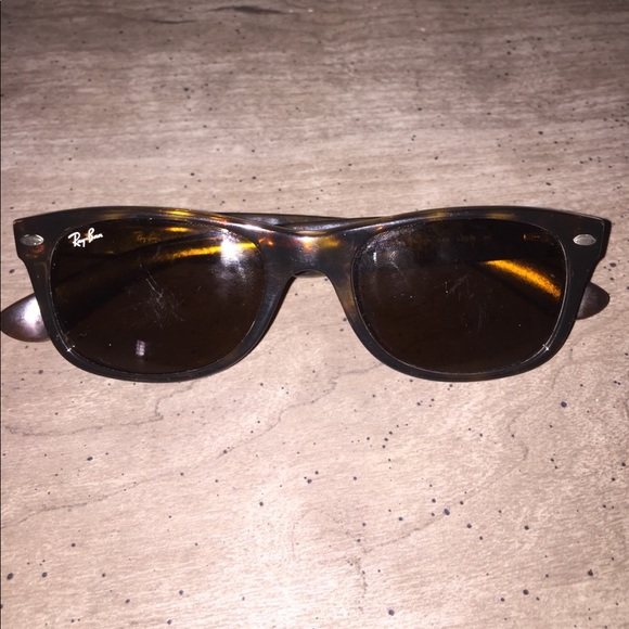 Ray-Ban tortoise shell sunglasses