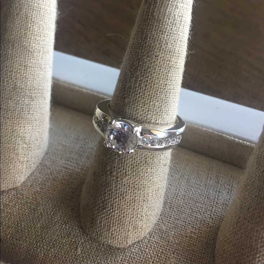 Silver engagement style ring with crystals size 8
