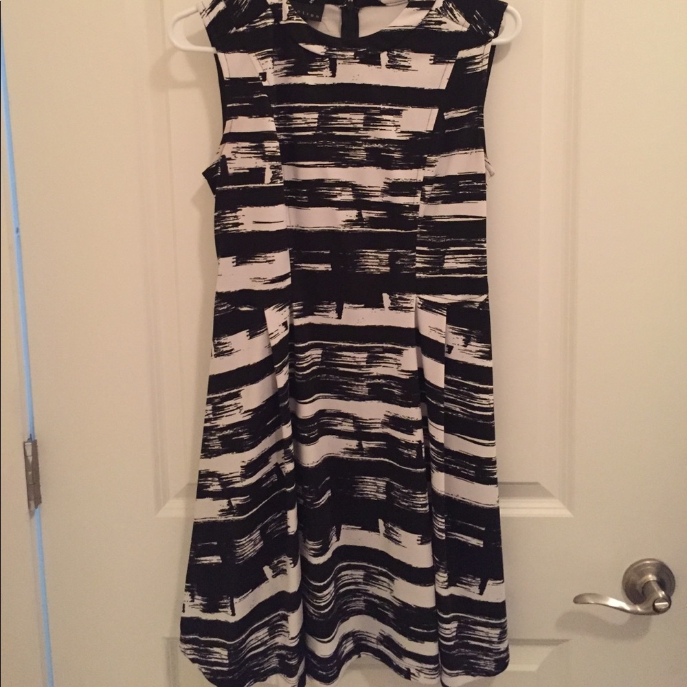 Black and white dress