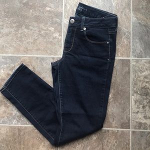 American Eagle dark wash skinny jeans size 8