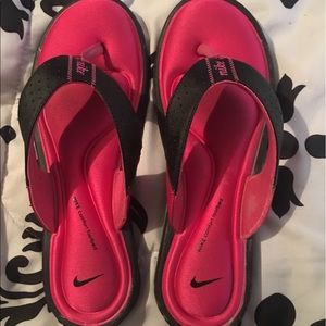 Nike Flip Flops