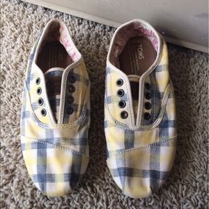 Plaid Toms, size 7