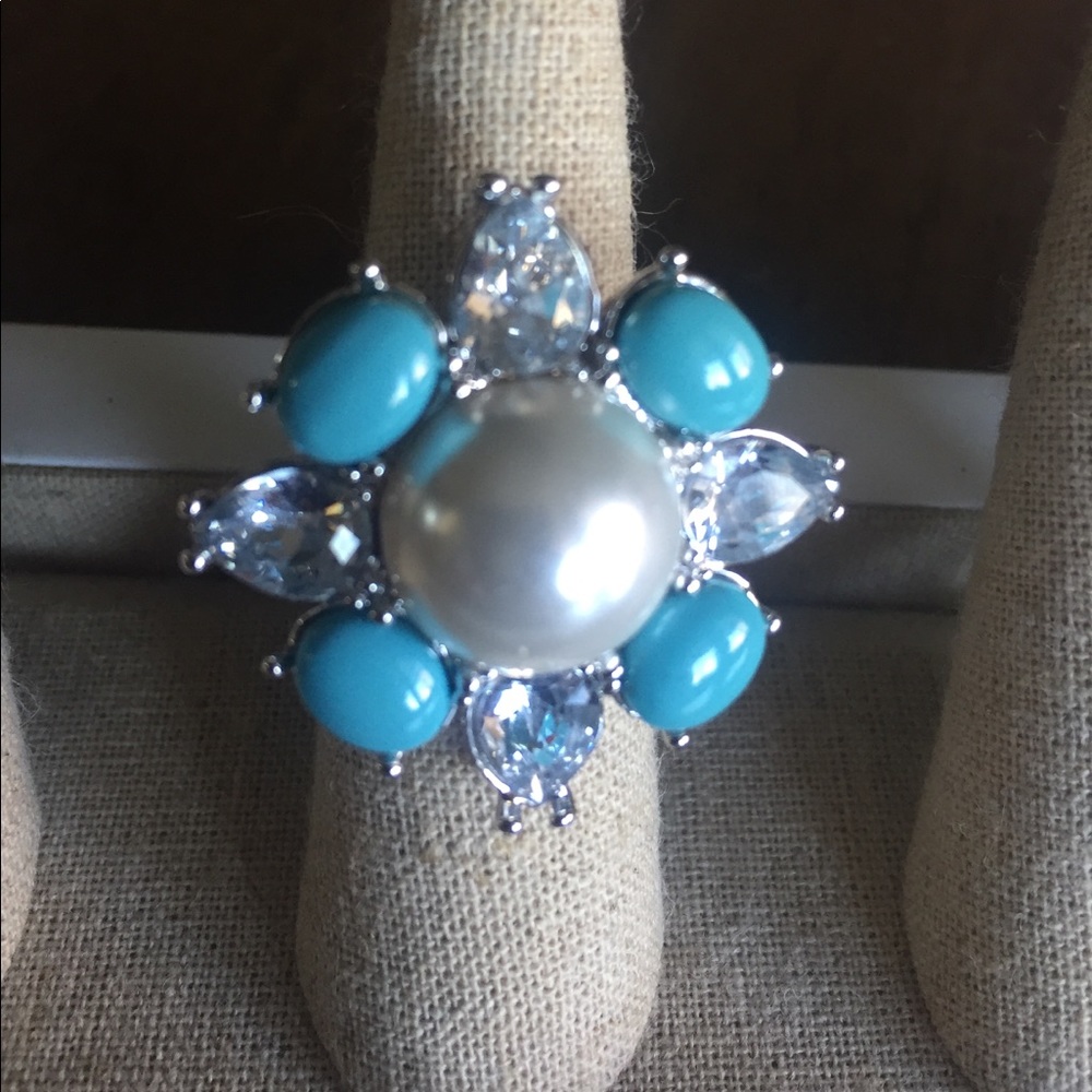 Silver turquoise and pearl statement ring size 6