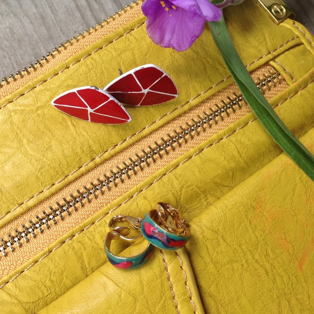 📣🎉🇺🇸 Handmade Vintage Earrings