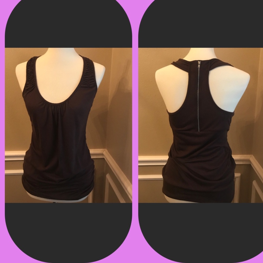 Brown v-neck zipper back