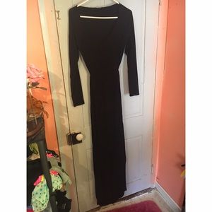 Long Express Black Dress
