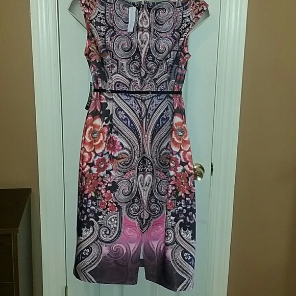 New York & Co Paisley Dress - Picture 4 of 8