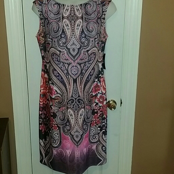 New York & Co Paisley Dress - Picture 6 of 8